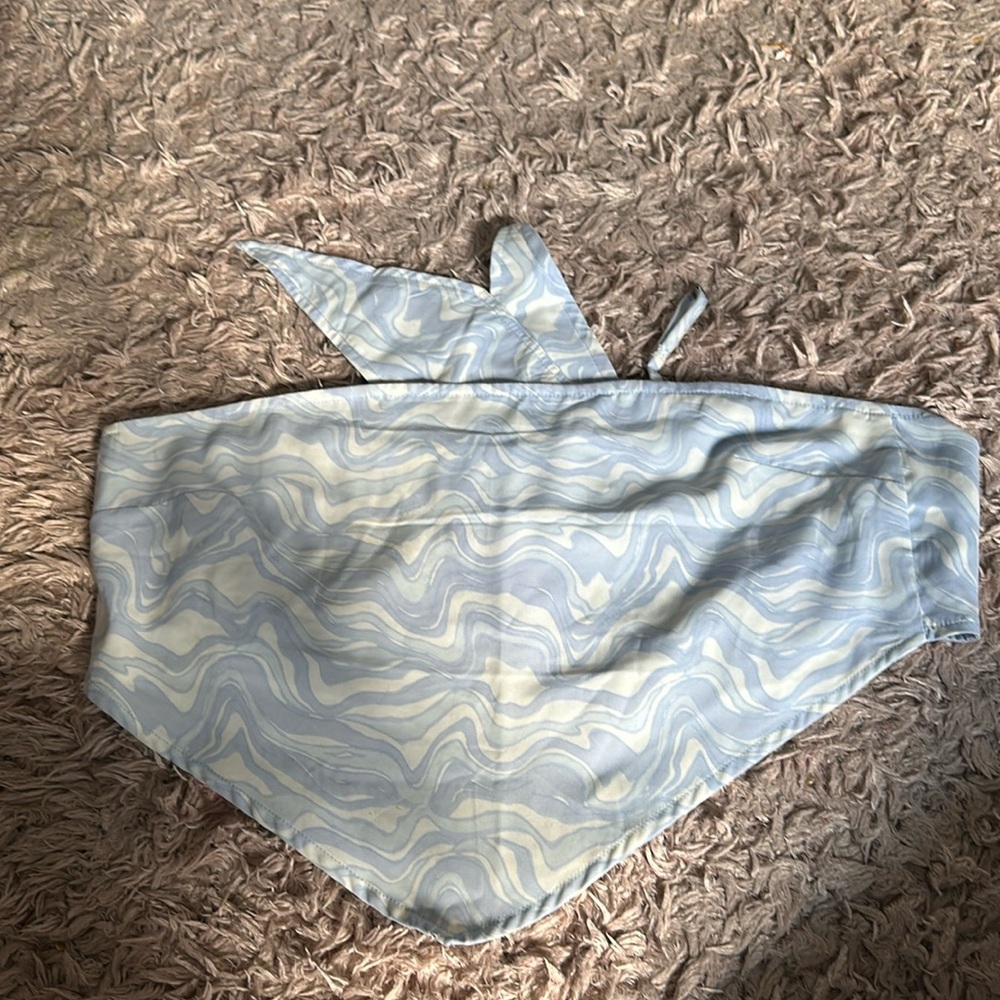 Abercrombie & fitch handkerchief top